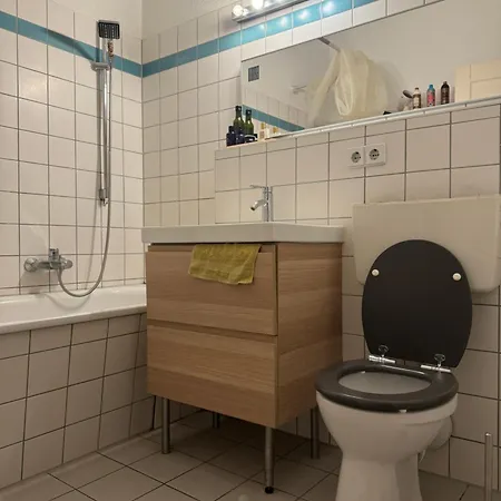 Simple Room Berlin Mitte Artist And Lgbtq Friendly Exterior photo